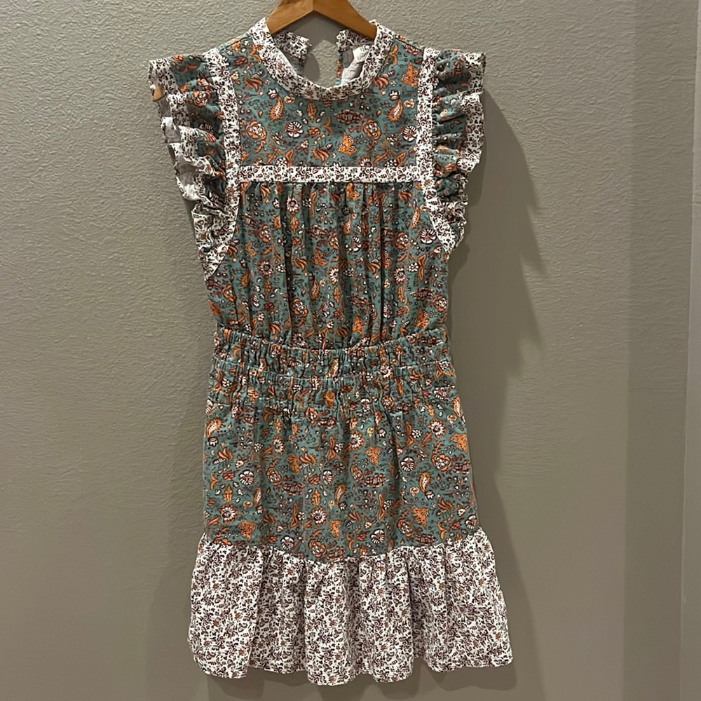 Universal Threads Dress worn once size medium